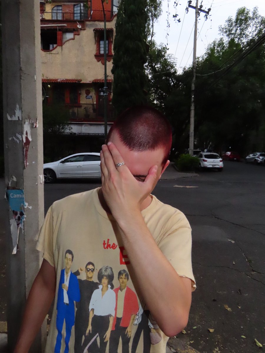 saint valentine tweet media