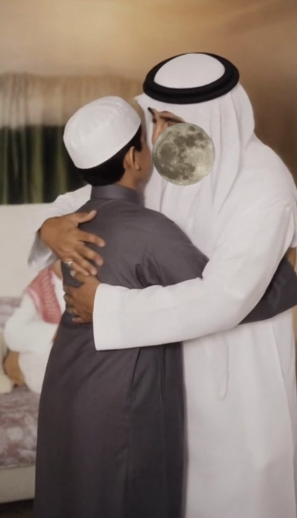 CRRMAB's tweet image. الذكاء الإصطناعي قام بالواجب 😞😔💔
اللهم أغفر له وأجمعنا فيه في جنات النعيم 
#الذكاء_الاصطناعي #AI