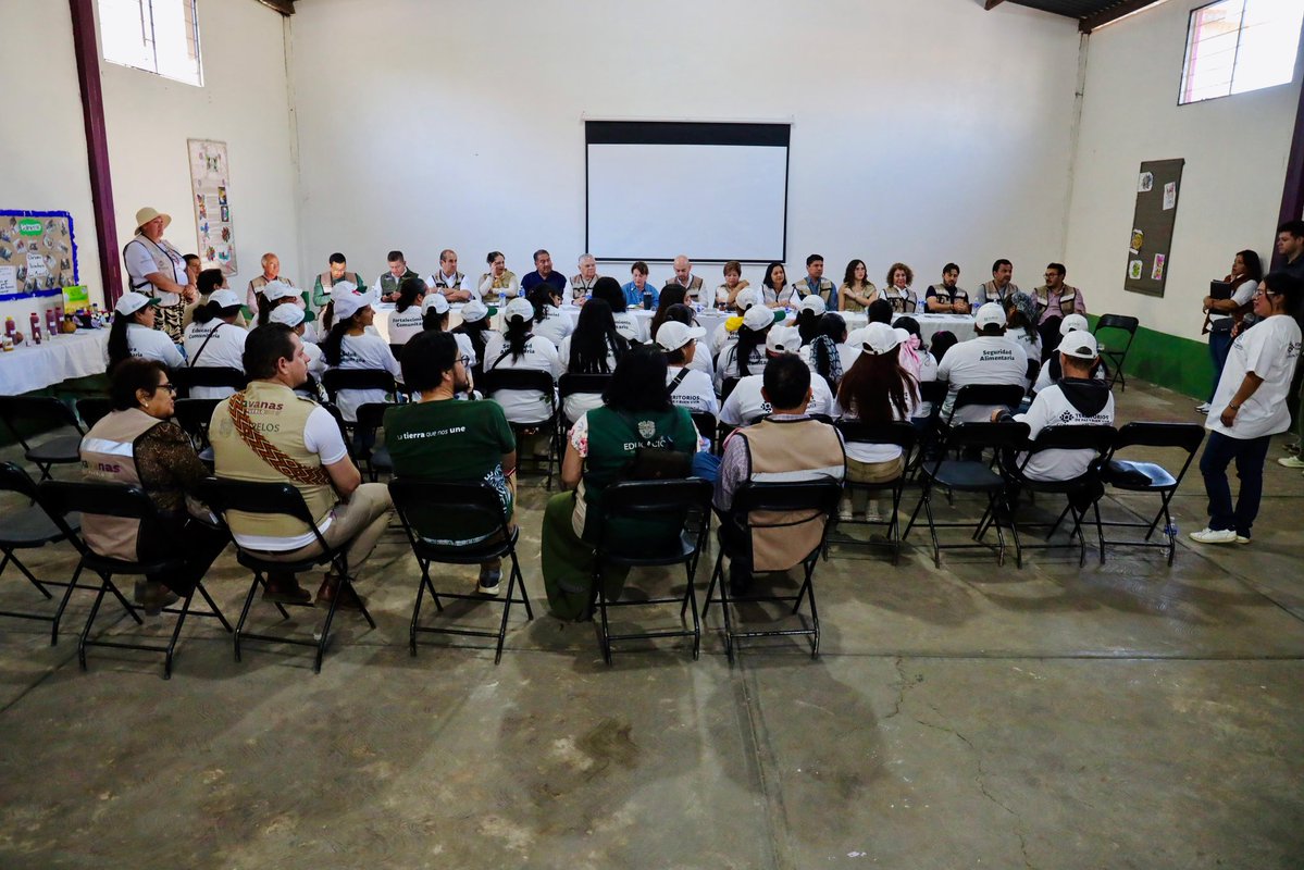 Tuve la oportunidad de acompañar a la gobernadora <a href="/margarita_gs/">Margarita González Saravia</a> en Huitzilac, en un espacio de diálogo con los Consejos Comunitarios de la estrategia Territorios de Paz y Buen Vivir.

Ahí se revisaron avances de las acciones impulsadas en cinco localidades y, sobre todo, se