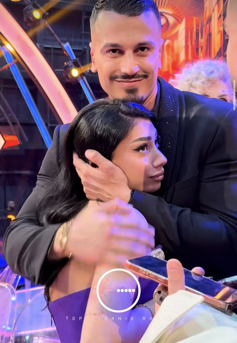 Therealname07's tweet photo. 😭🫶🏻🫶🏻 #bbvipal5 #briteo https://t.co/ry573gTfIG