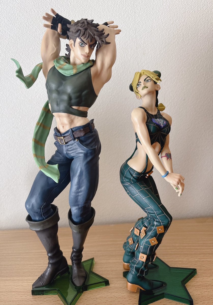 サメこもん tweet media