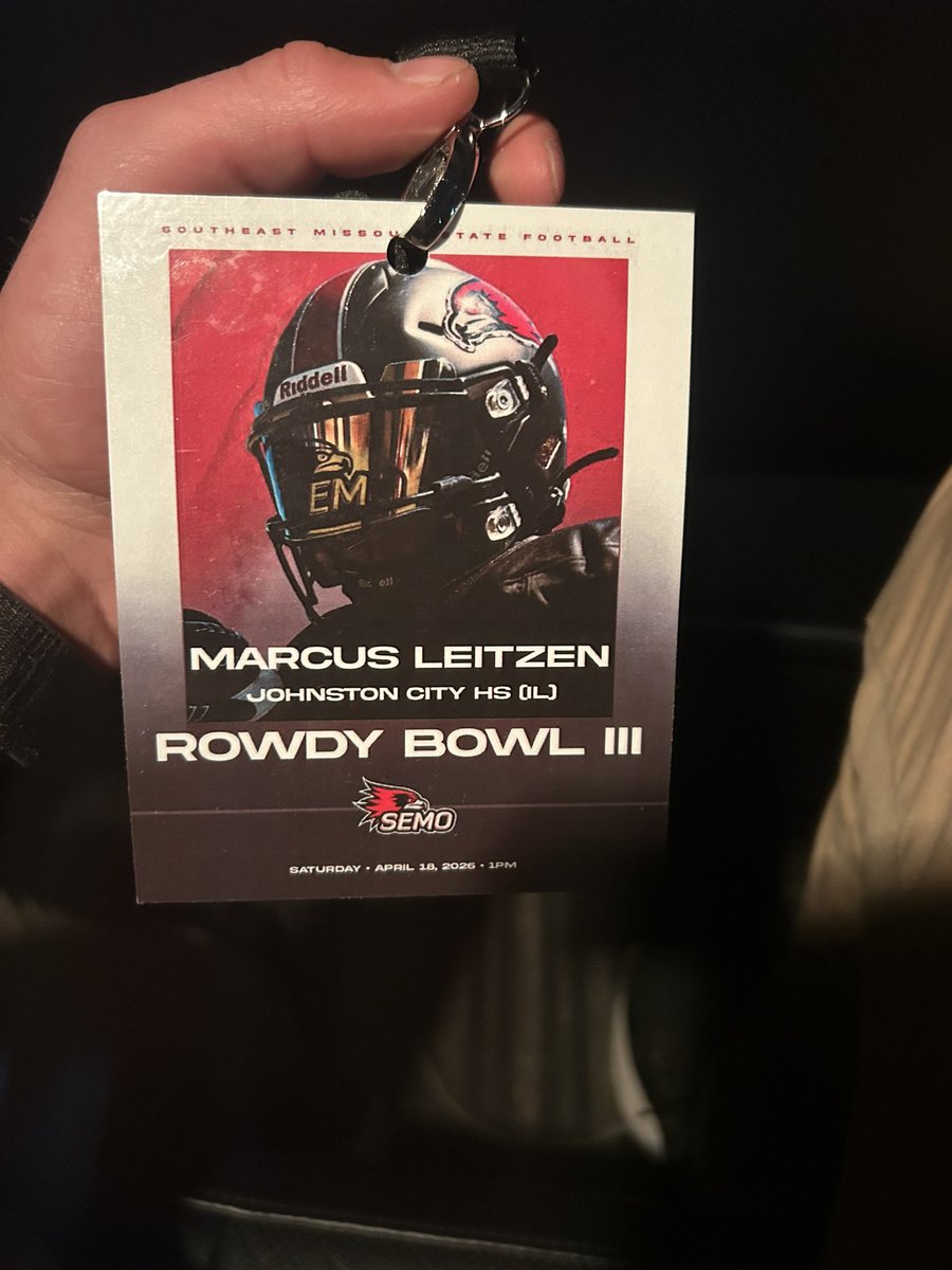 MLeitzen2027's tweet photo. Had an amazing time at @SEMOfootball 
Jr. Day today! 
Thank you @ColeDobbinsSEMO for the invitation and the rest of the staff for the hospitality! #JrDay #RecruitMe #Blessed 
@coachrcoon959 @Coach_MacSEMO @CoachCJohnson43 https://t.co/JwlO0sGuPA
