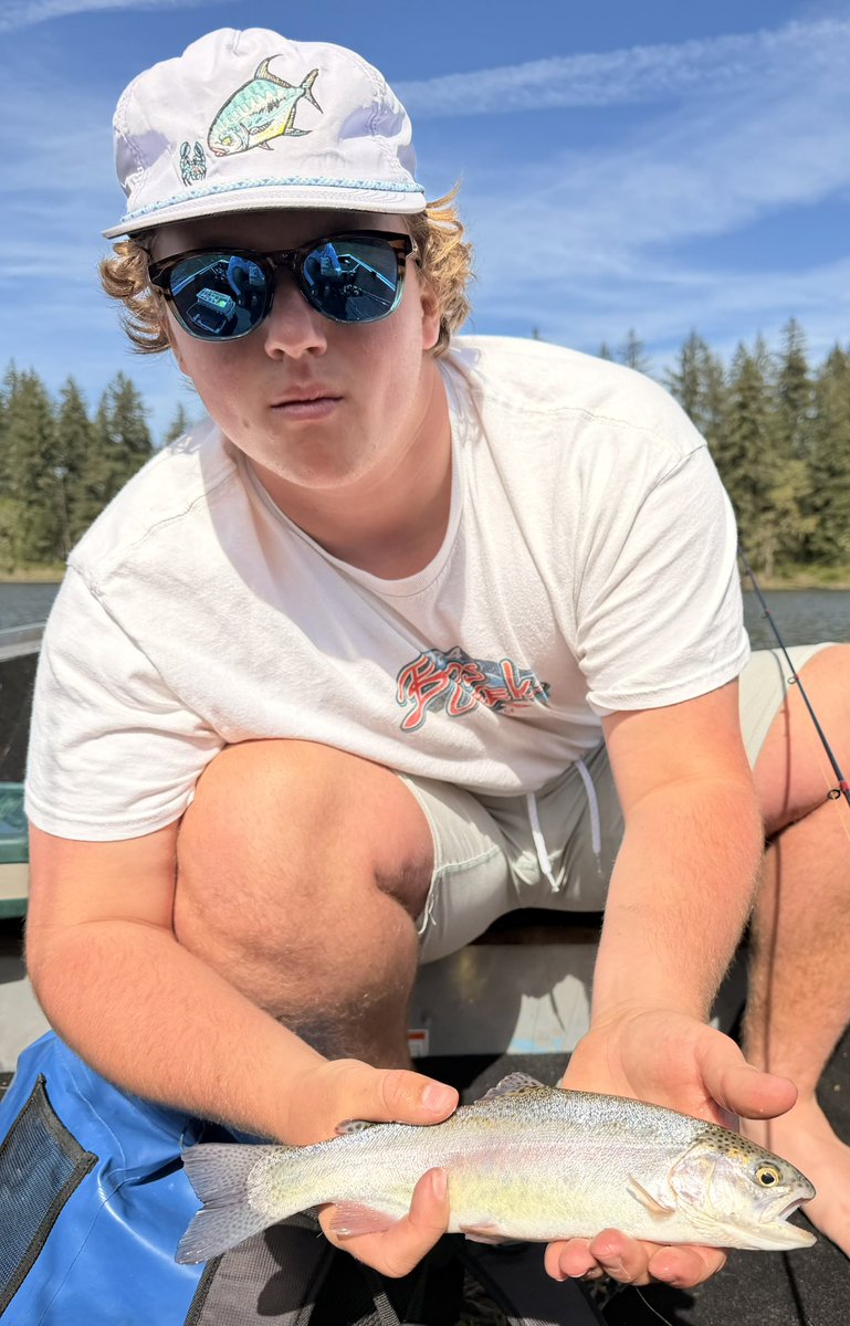 GradySharp14's tweet image. Awesome day to take advantage of the sun in the PNW and go fishing.#fishing #trout