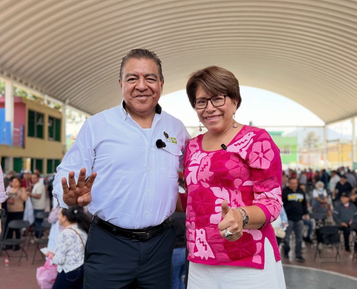 sttpcdmx's tweet photo. Hoy nuestro líder @HMBM_16 encabezó junto con la diputada @MarthaAvilaCDMX una asamblea informativa para Iztapalapenses. Predominó la atención y compromiso de representantes de esta demarcación @Valeria_cruz_f @juanrubiog @EscartinMiguel @Alejan40686400 para una mejor movilidad https://t.co/WOyJXNbM6c