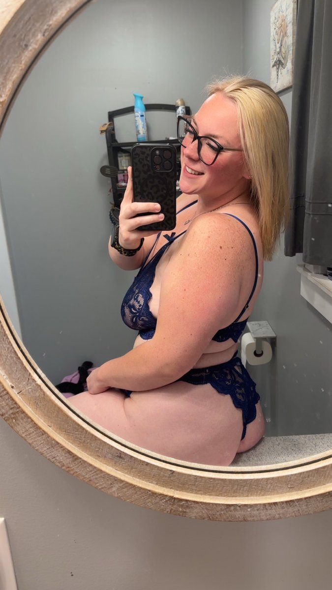 sleeping_mama_'s tweet photo. https://t.co/zdVr0V8U5H
Saturdays are for free OF pages &amp; lingerie 😉
#freeOF #OF #contentcreator #MILF #MILFOF #adultcontent #freecontent #onlyfans https://t.co/EkET78SdC7