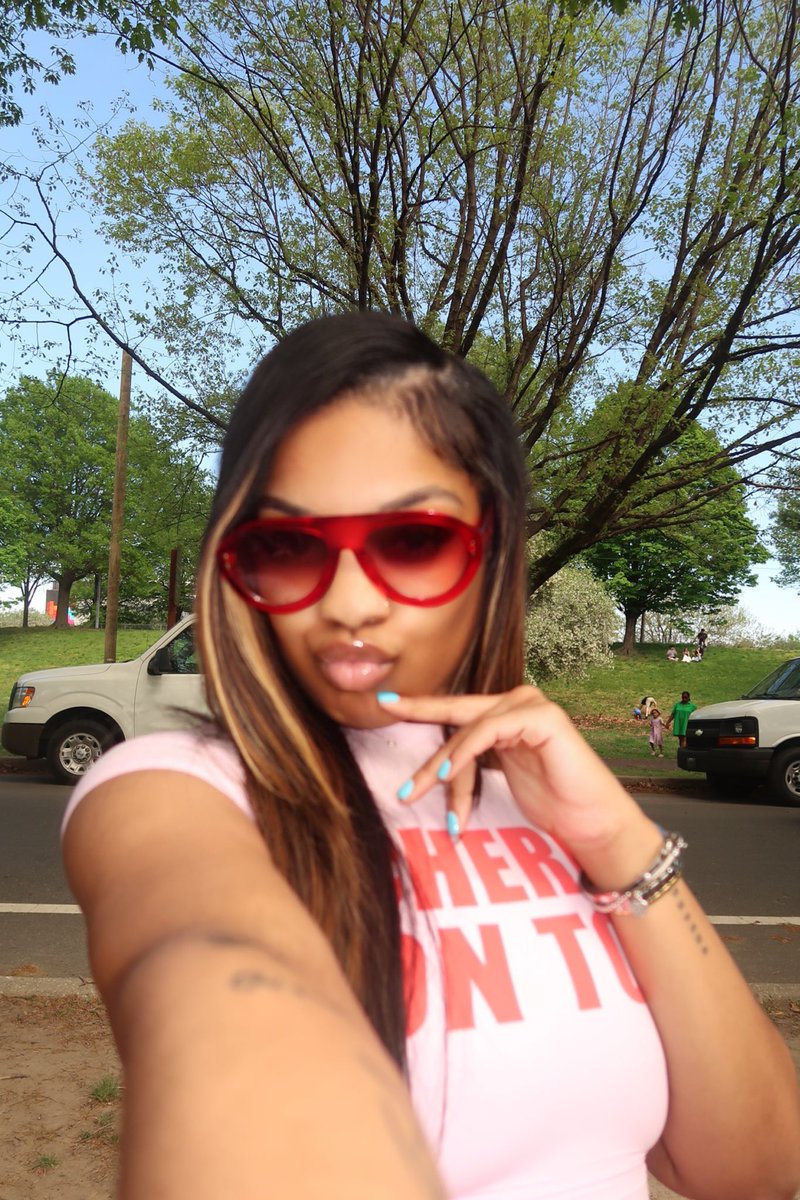 CharismaRenee's tweet photo. i'm the cherry on top 🍒 https://t.co/RAbgkn7aKi