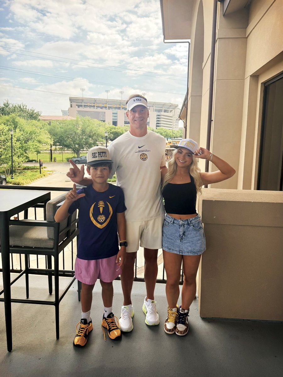 Dailey Joy tweet media