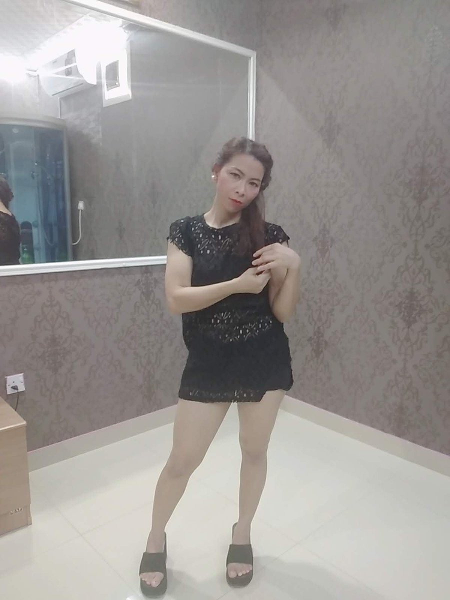 รับนวดฉลองกรุง@ส.ว.พิมพ์ นวดอิสระ tweet media