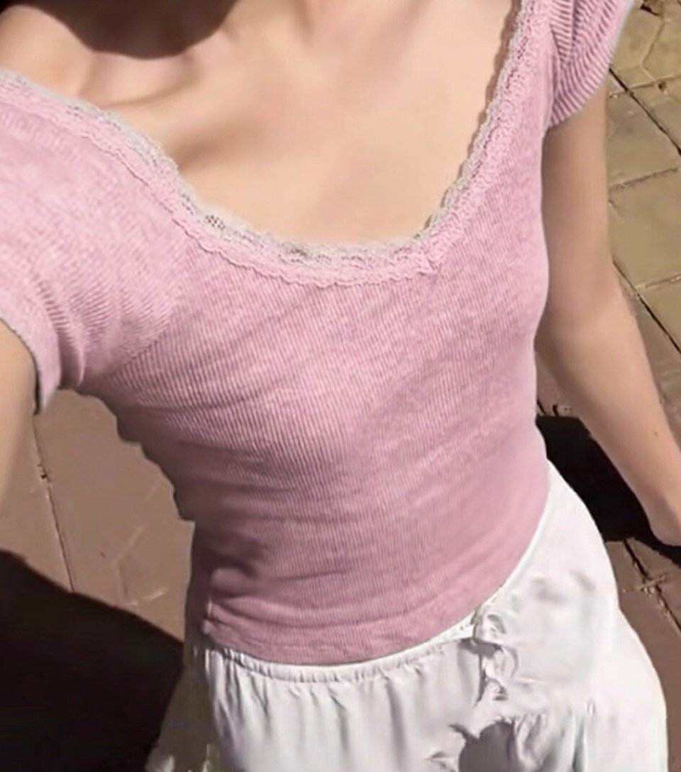 あやこ tweet media