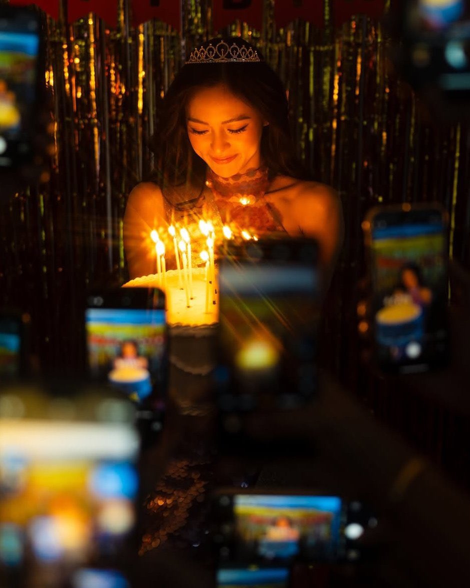 Kae419513's tweet photo. Happy birthday to the most hardworking and kind-hearted soul! May God answer your prayers and give you a family of your own soon. Stay happy and blessed, Queen! 👑♥️

HAPPY BDAY QUEEN CHIU 

#KimChiuBlessedAt36 https://t.co/0W4XaDDEol