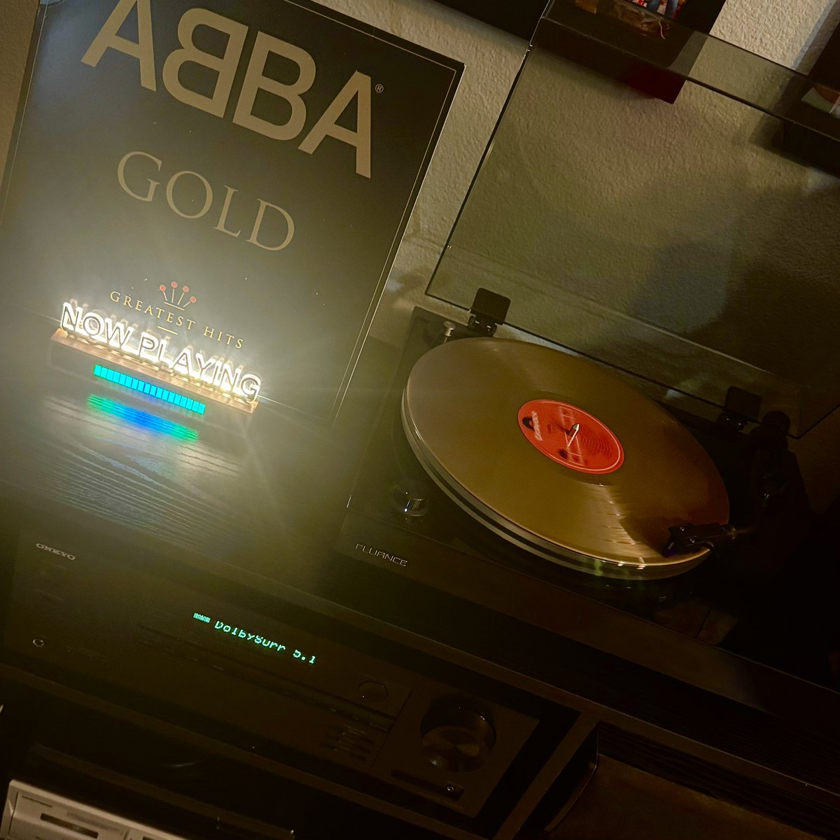 Zepp1978's tweet image. A Triple Play Saturday Night with The King, The Dancing Queen, &amp;amp; We Don’t Stop Believin’ #NowPlaying #Journey #vinyl #Elvis #ABBA 

@JourneyOfficial @ElvisPresley