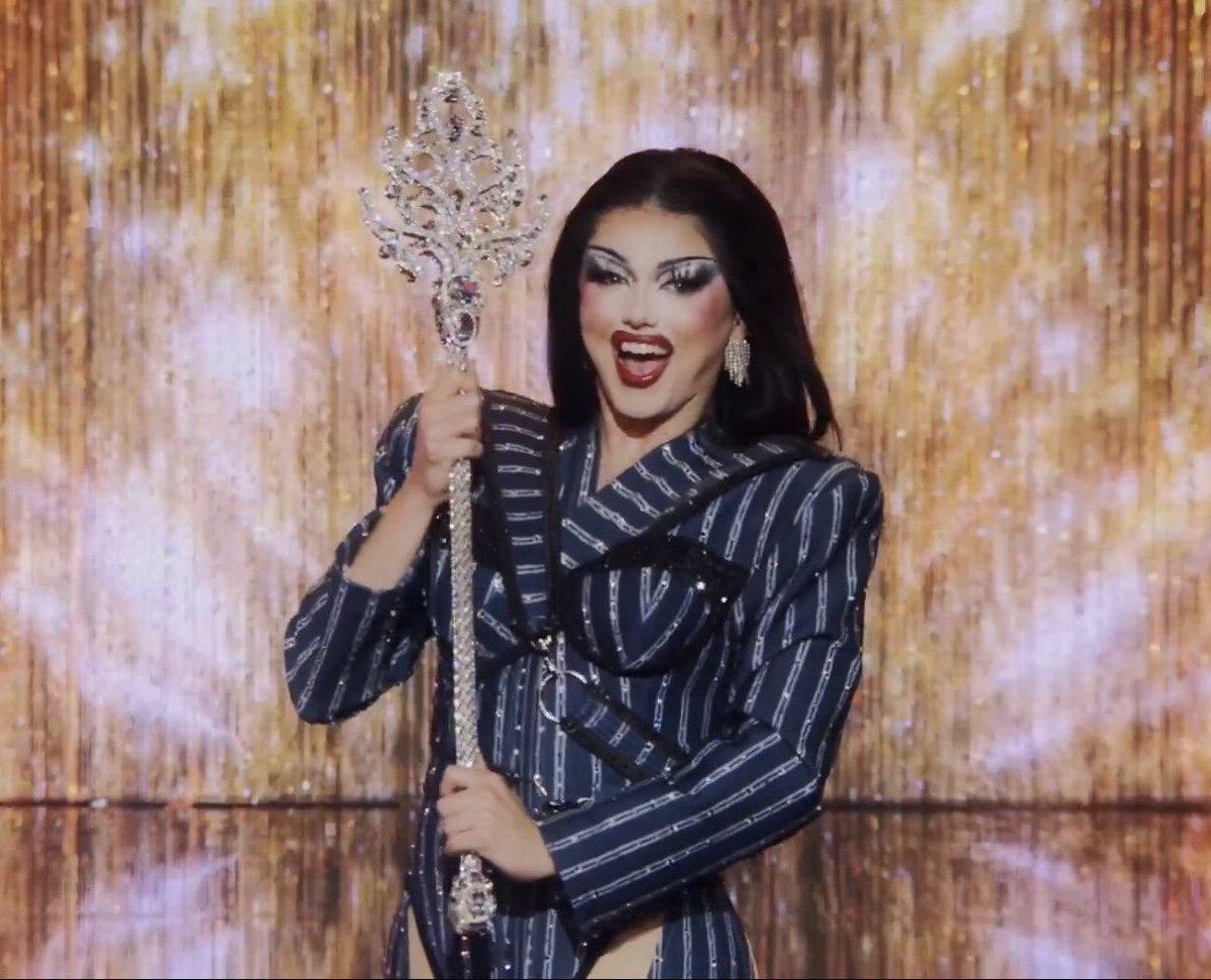 MYKI MEEKS ☆ tweet media