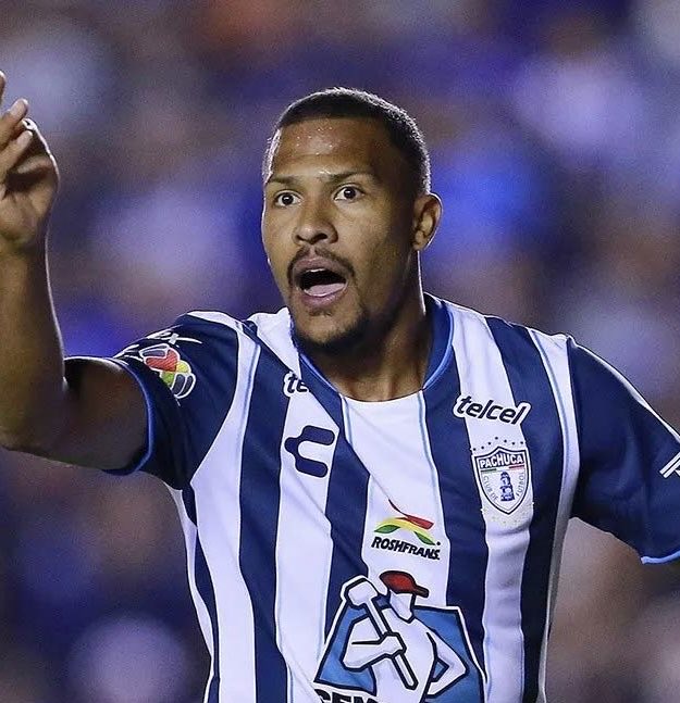 Karlo #PorLaOctava tweet media