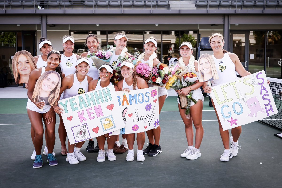 CalPolyWTennis's tweet photo. 𝙏𝙃𝘼𝙉𝙆 𝙔𝙊𝙐 𝙎𝙀𝙉𝙄𝙊𝙍𝙎 🫶

Ken, Sash and Sarah, we can’t thank you enough for everything you’ve done for our program 💚💛 Your impact will be felt for years to come and we had such had an incredible time honoring you today 👏

#RideHigh🐎🎾 https://t.co/1GIbkrkrjK