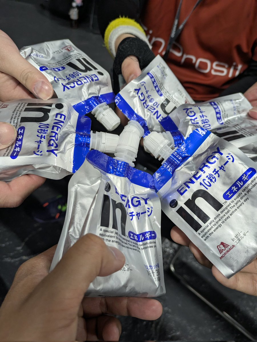 HIBANA GLAND SLAM 前の乾杯🍻(K-Rabbit選手の差し入れ)