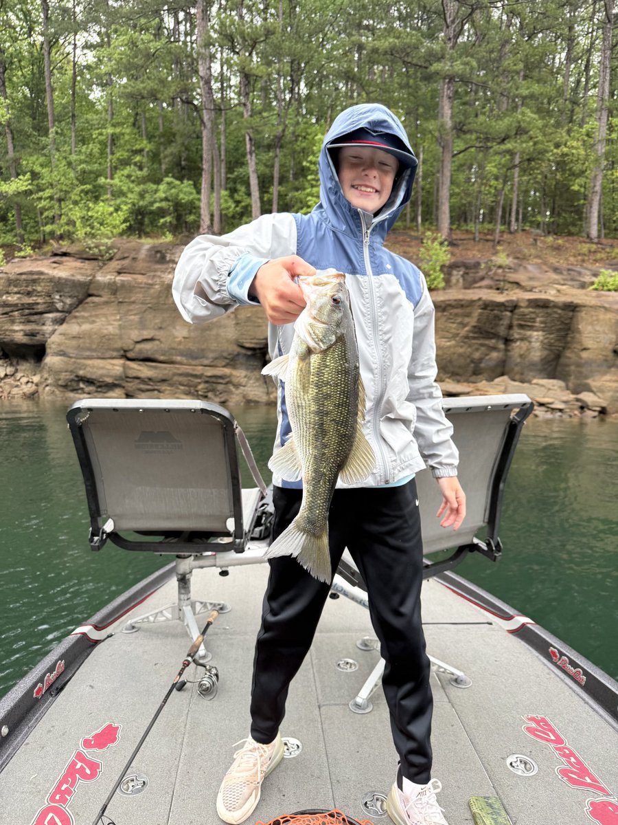 Clarke_Little's tweet photo. My boy turned 13 today. Came to Heber with the posse to hammer some fish 💪🎣 https://t.co/scRCpcq8gh
