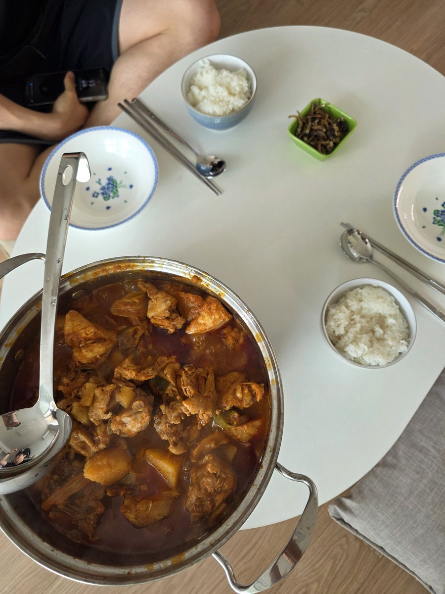 찌구 tweet media