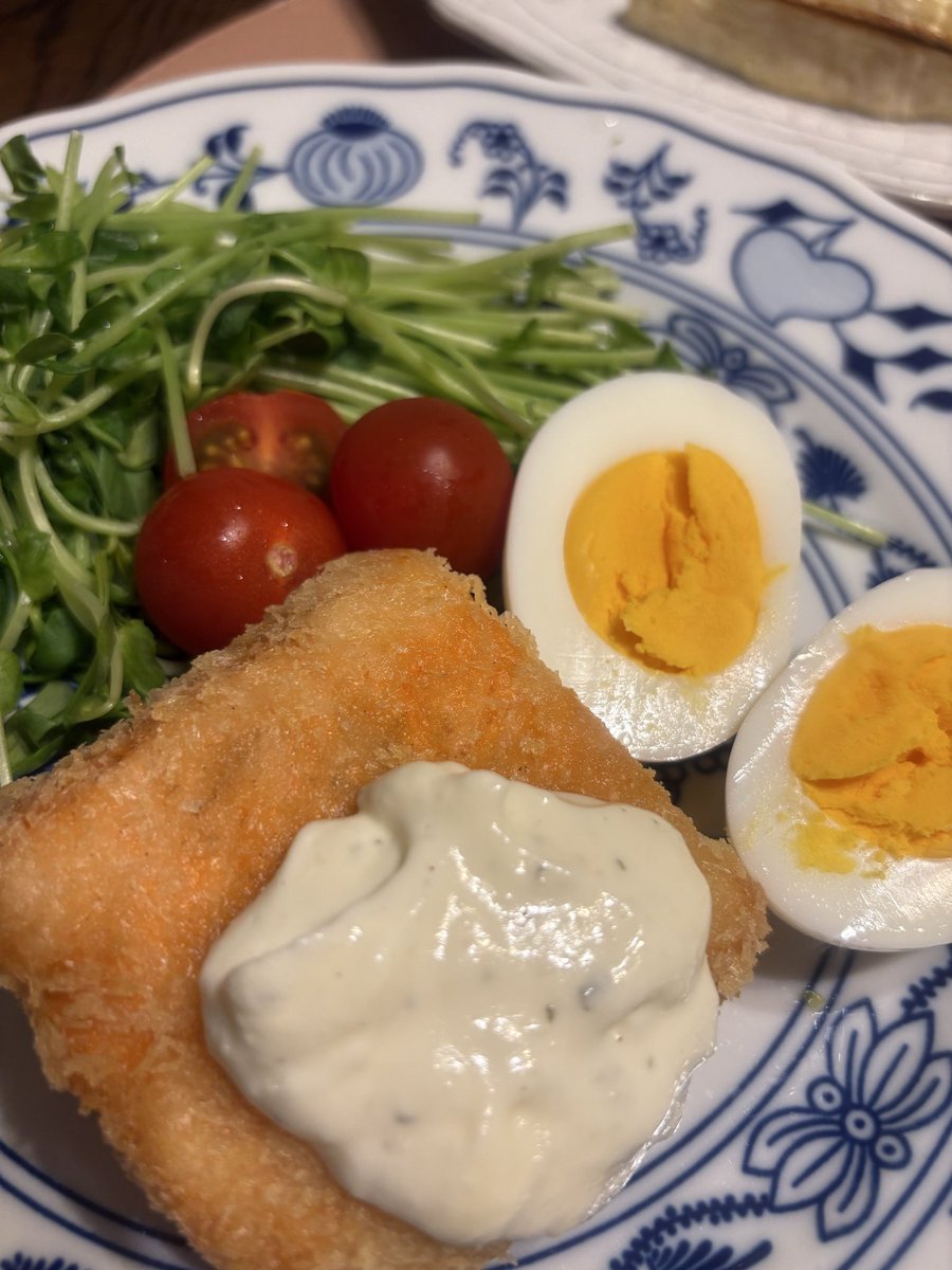 dWNkJDntM5eLOFu's tweet photo. いつかの夕食
サーモンフライ
ブルサンのソース

#ブルサン
#夕食
#晩ごはん https://t.co/HsCOSkzDRu