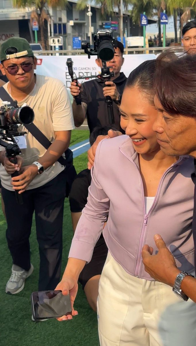 Sarah G and Daddy Delfin. So happy for you madam <a href="/JustSarahG/">Sarah Geronimo</a>! 🥹✨