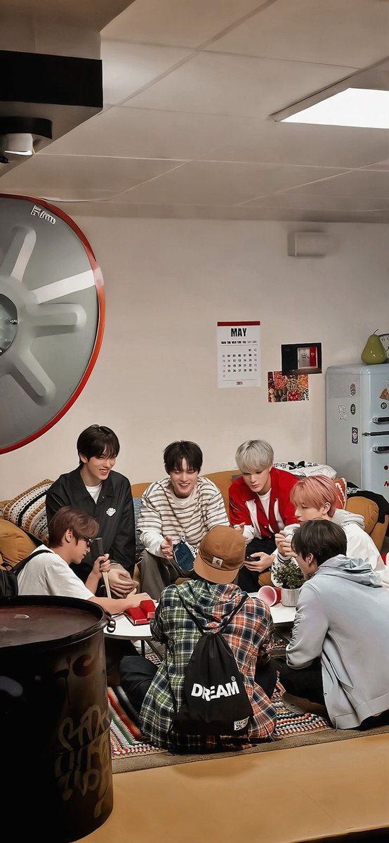 nosamoyed1's tweet image. #NCTDREAM Dreamiez Magnet #Doll | #Keychain #Plush 😎🥰

Link #Shopee ⬇️ 
s.shopee.co.id/1BIWDb1qnN

#mark
#renjun
#jeno
#haechan
#jaemin
#chenle
#jisung
#nct