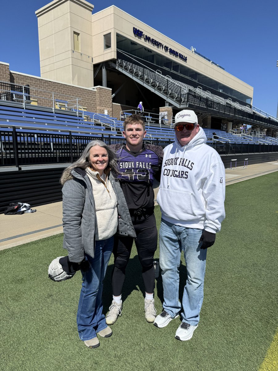 JasonSylling's tweet photo. Spring football! https://t.co/WOSXszIkYo