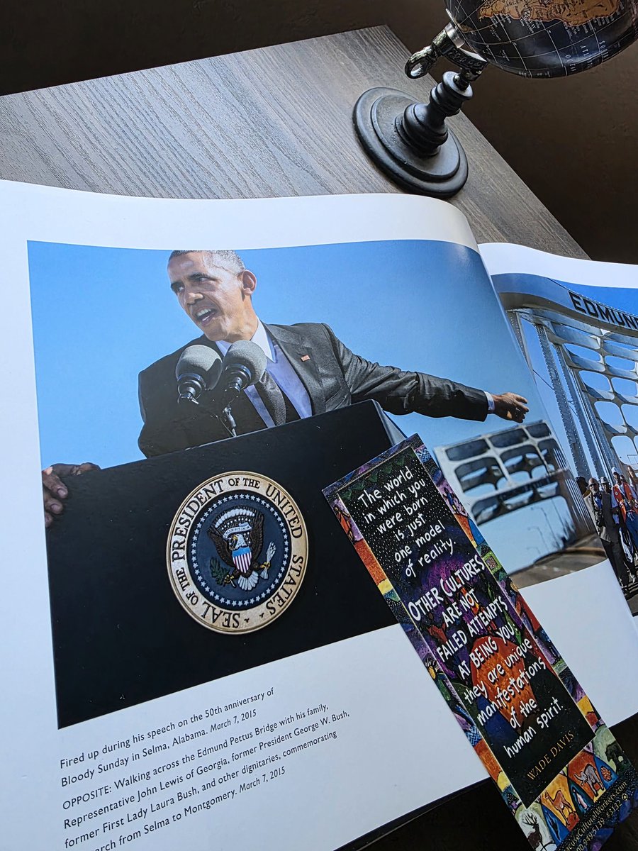 vbehindw's tweet photo. “We are storytellers, writers, poets, artists who abhor unfairness, and despise hypocrisy, and give voice to the voiceless, and tell truths that need to be told.” @BarackObama

#reading  Pete Souza's #Obama photography book. Thinking about the Bloody Sunday speech. https://t.co/OsFwJpXagH