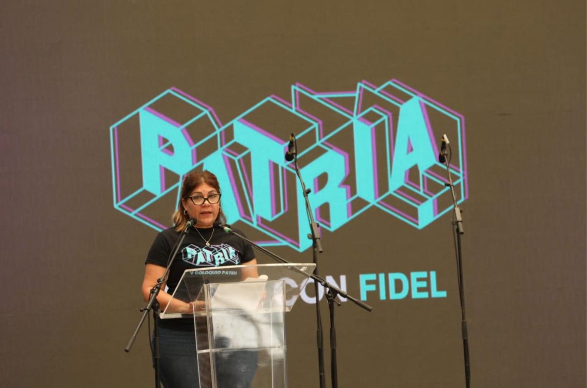 Las palabras centrales de la clausura del Coloquio Internacional PATRIA estuvieron a cargo de <a href="/BYuniaky/">Yuniasky Crespo Baquero.</a>. "Tenemos y tendremos Patria". #PatriaConFidel
pcc.cu/palabras-de-yu…