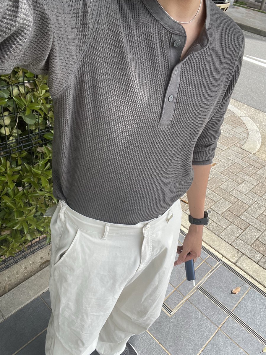 ShowT │ 筋トレする肘💪 tweet media