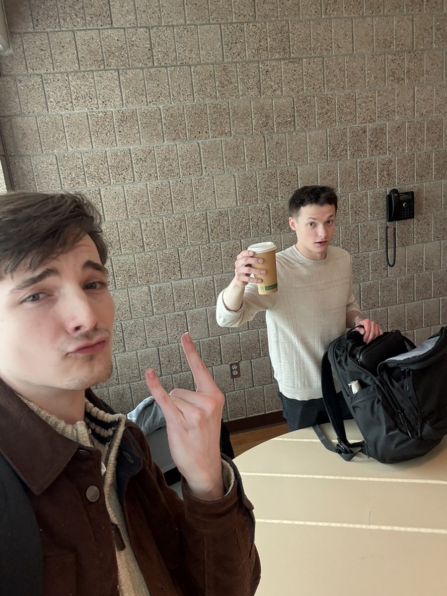 Weird | Daxe tweet media