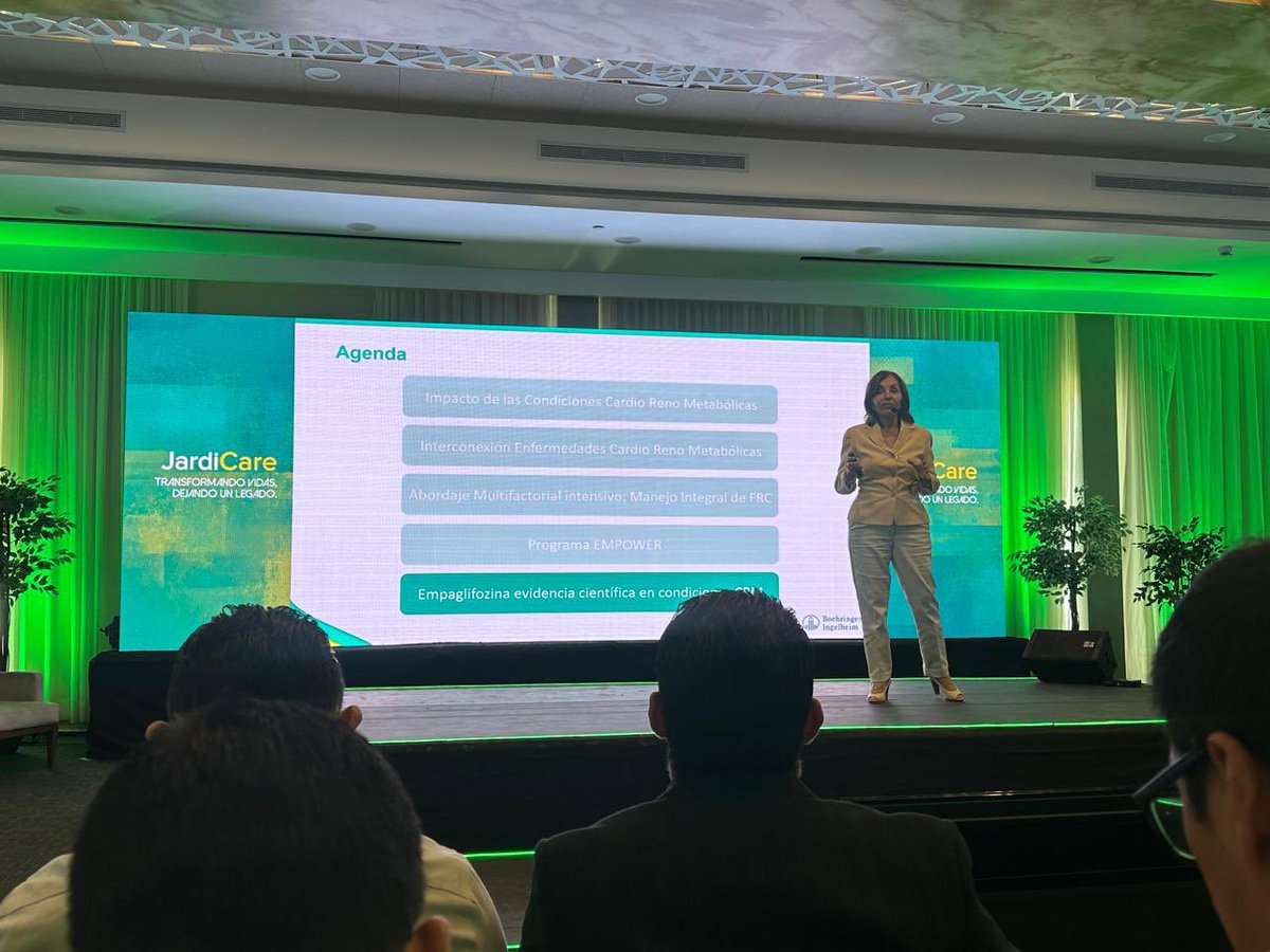 IECOR_ECU's tweet photo. La Dra. Patricia Delgado fue conferencista en el CRA Summit Manta, abordando la importancia de identificar a tiempo el riesgo cardiovascular en pacientes con DM2, incluso antes del primer evento. https://t.co/BnU5MTmoIn