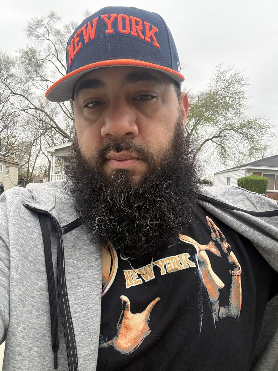 KicksNfitteds26's tweet image. It’s Game Day #AlwaysKnicks #NewYorkForever 

#KOTD #Nike #Foamposites #FoamGang “Knicks”   
#FOTD #NewEra #NyKnicks
👕 by @knickshomer #GardenAngels 
#KicksNfitteds #FittedsNkicks
#KicksNFitteds26 #KillerCombo
#PINdejo #PINdejos #NUMaera 
#YourSneakersAreDope #StartingCapFive
