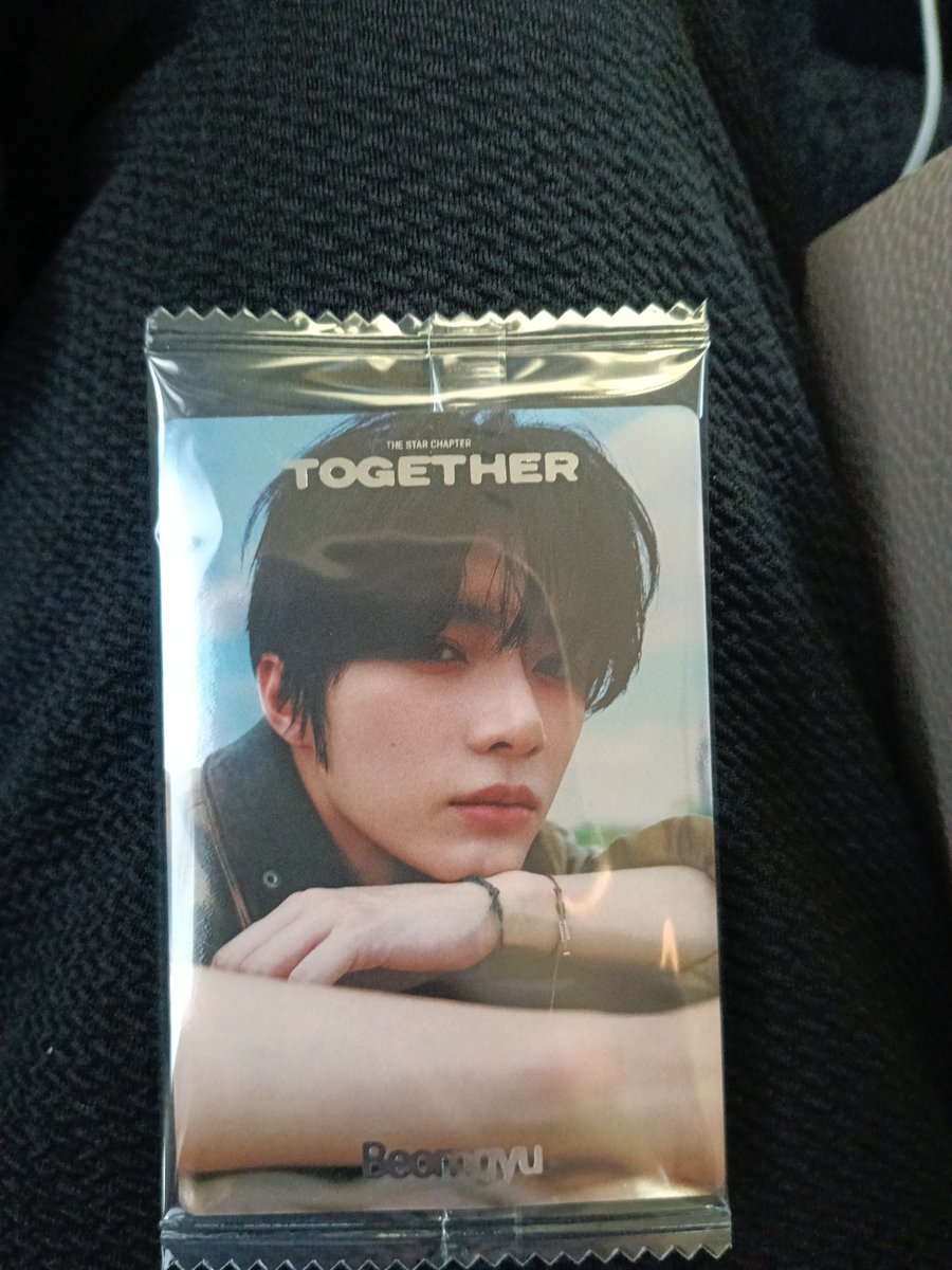 mikii2410 tweet media