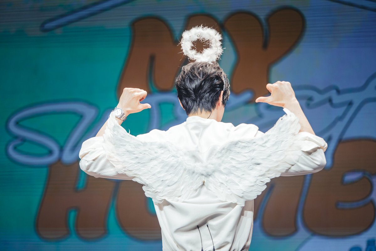 CDM Entertainment tweet media