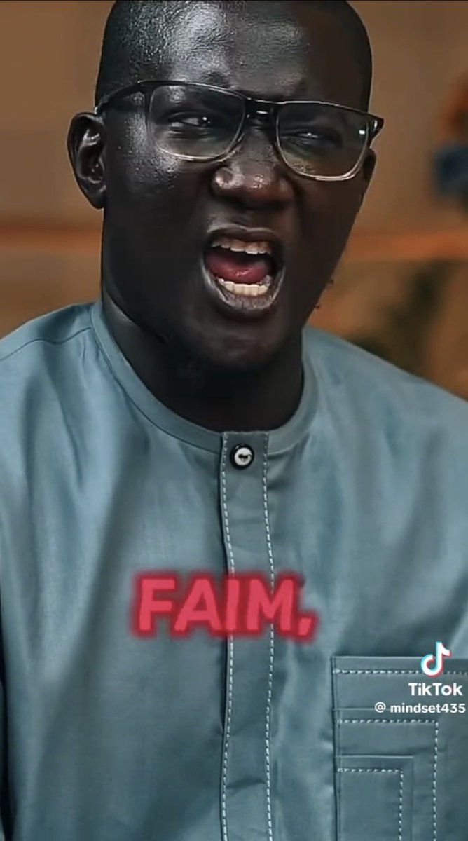 HonorableCon's tweet photo. 15 ans, jeunduma yerré tabaski, « j’ai faim » 😂😂 https://t.co/5sg1S4mYKC