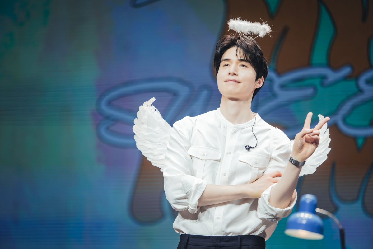 CDM Entertainment tweet media