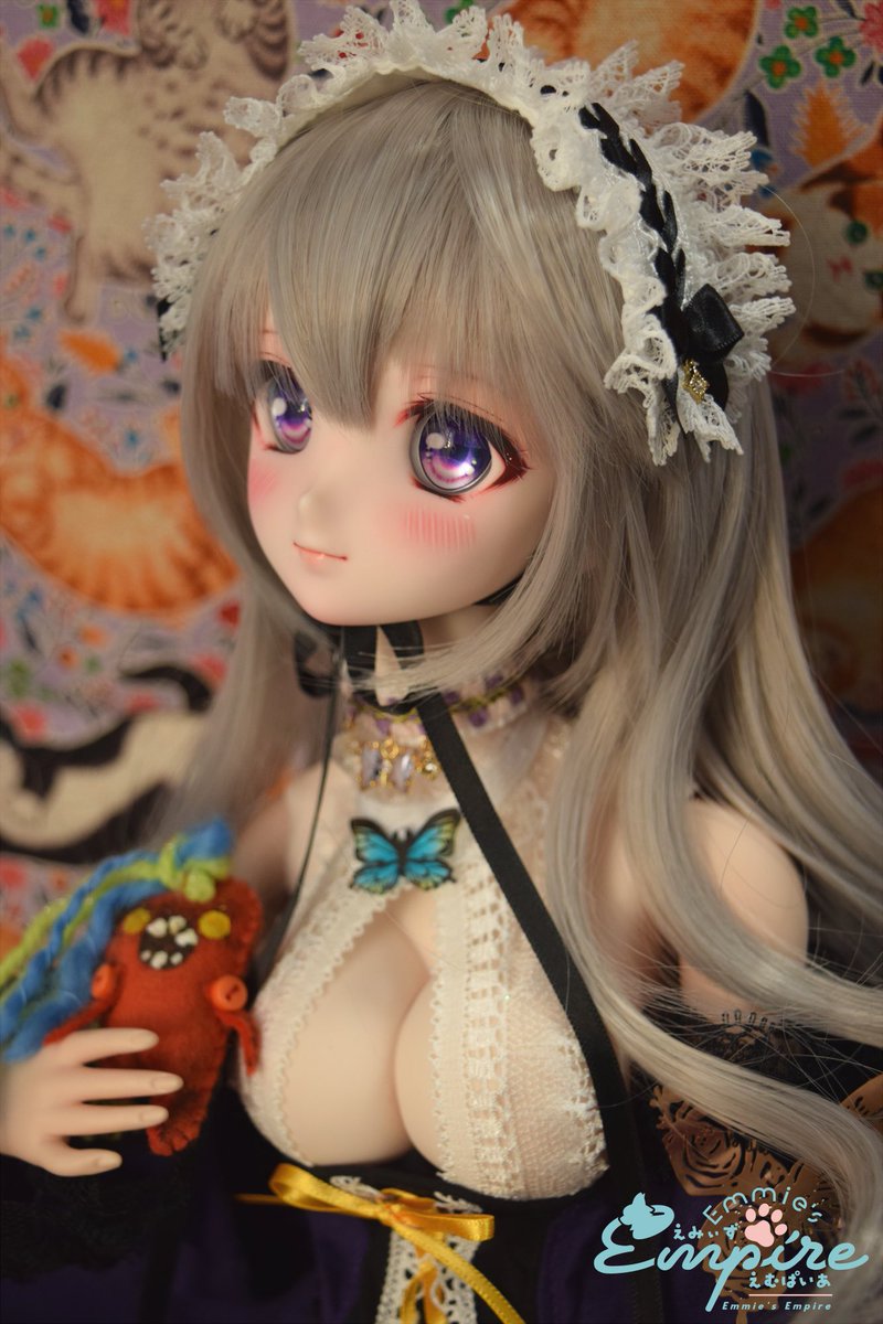 レジンアイ