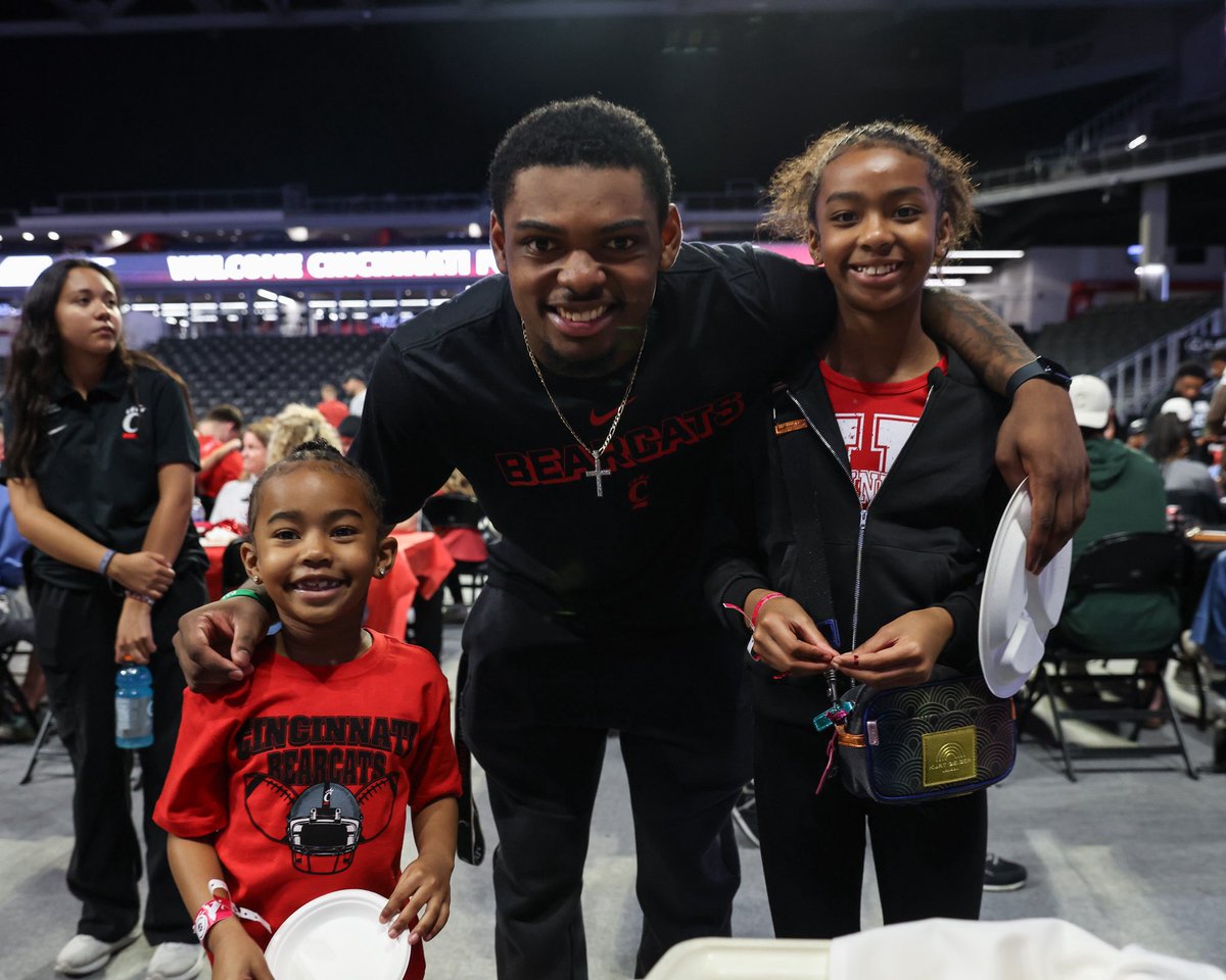 Cincinnati Football tweet media