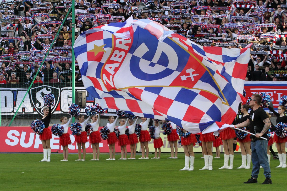 czuba83518's tweet image. "My jesteśmy Górnik Zabrze" 🙂

@GornikZabrzeSSA 
#zabskitwitter #foto #zdjęcie