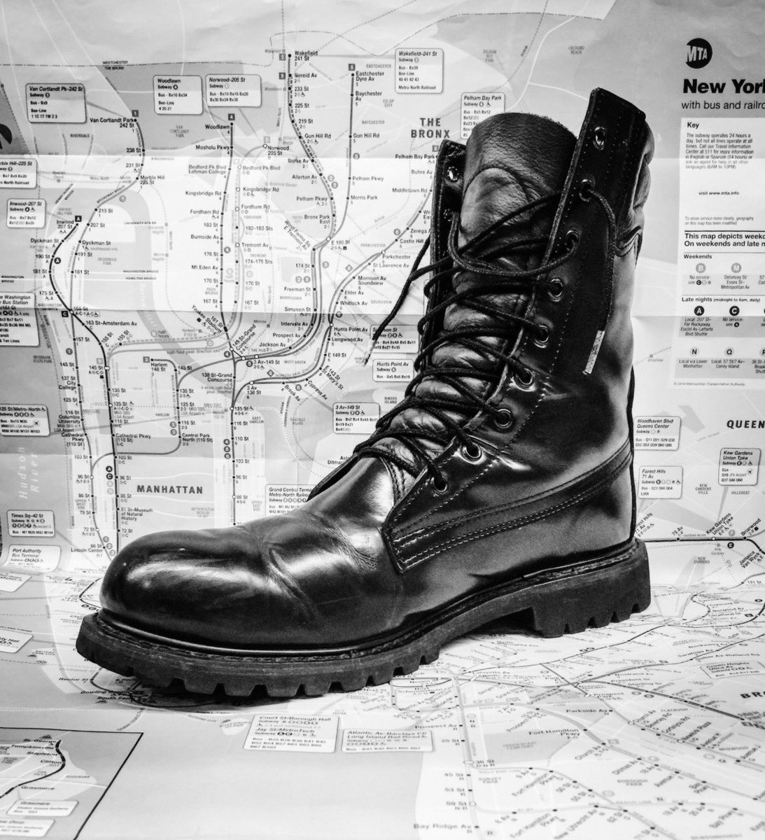 amanofcolours's tweet image. “Bootography: Day 4.5”
Yes, I really did help NYC commuters whilst working at the MTA/511.   It just got slow sometimes and I didn’t want the maps to go to waste…
#mta #boots #nyc #amocphotography #amanofcolours