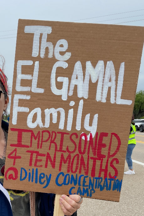 texasfightnow's tweet photo. @cwebbonline #dilleyprotest #elgamalfamily #freethechildren https://t.co/KEJtJ9mGFq