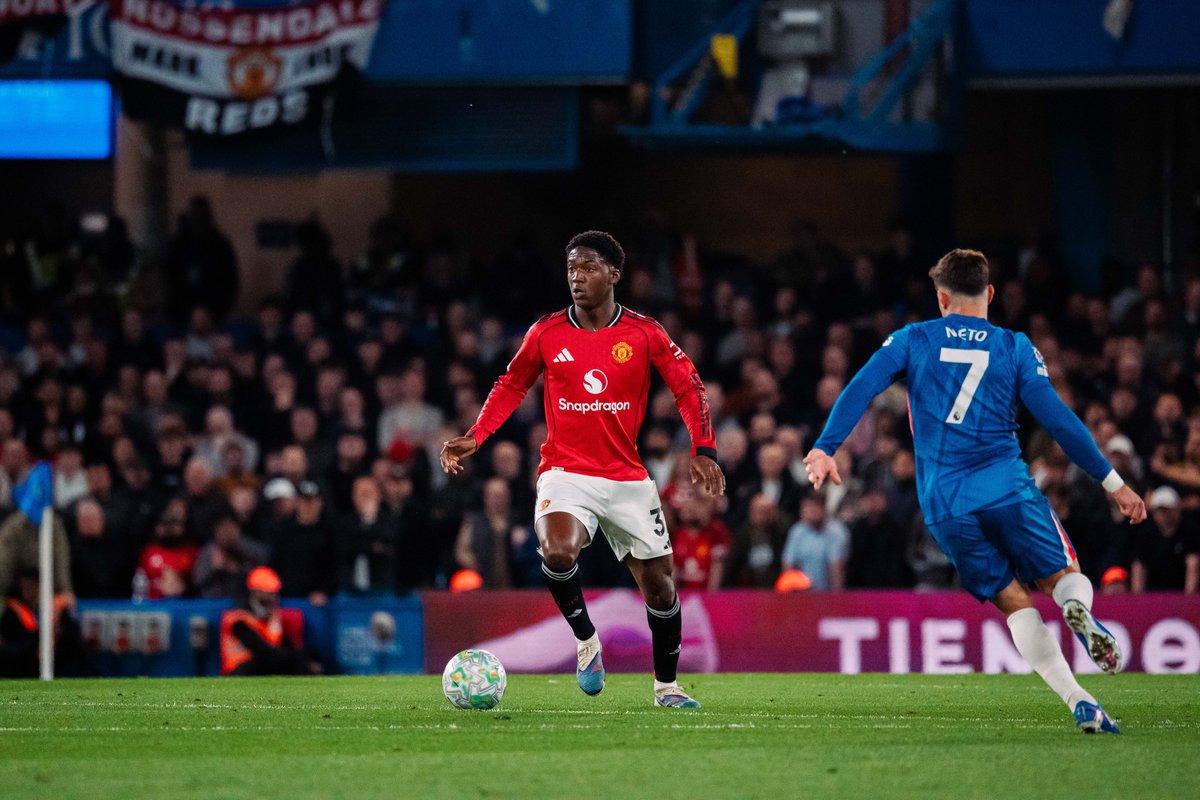 UnitedStandMUFC's tweet image. Michael Carrick: "The best Kobbie has played since I've been here." [via @sistoney67] #mufc