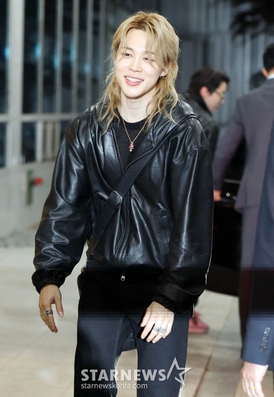 sportalkorea's tweet image. 🌟260418 BTS 지민
📸 Photographed by 스타뉴스
#BTS #방탄소년단 #JIMIN #지민 #ジミン
#입국 #김포국제공항 #공항패션
