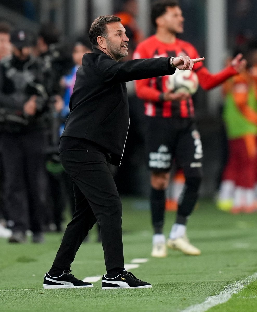 ultrAslan tweet media