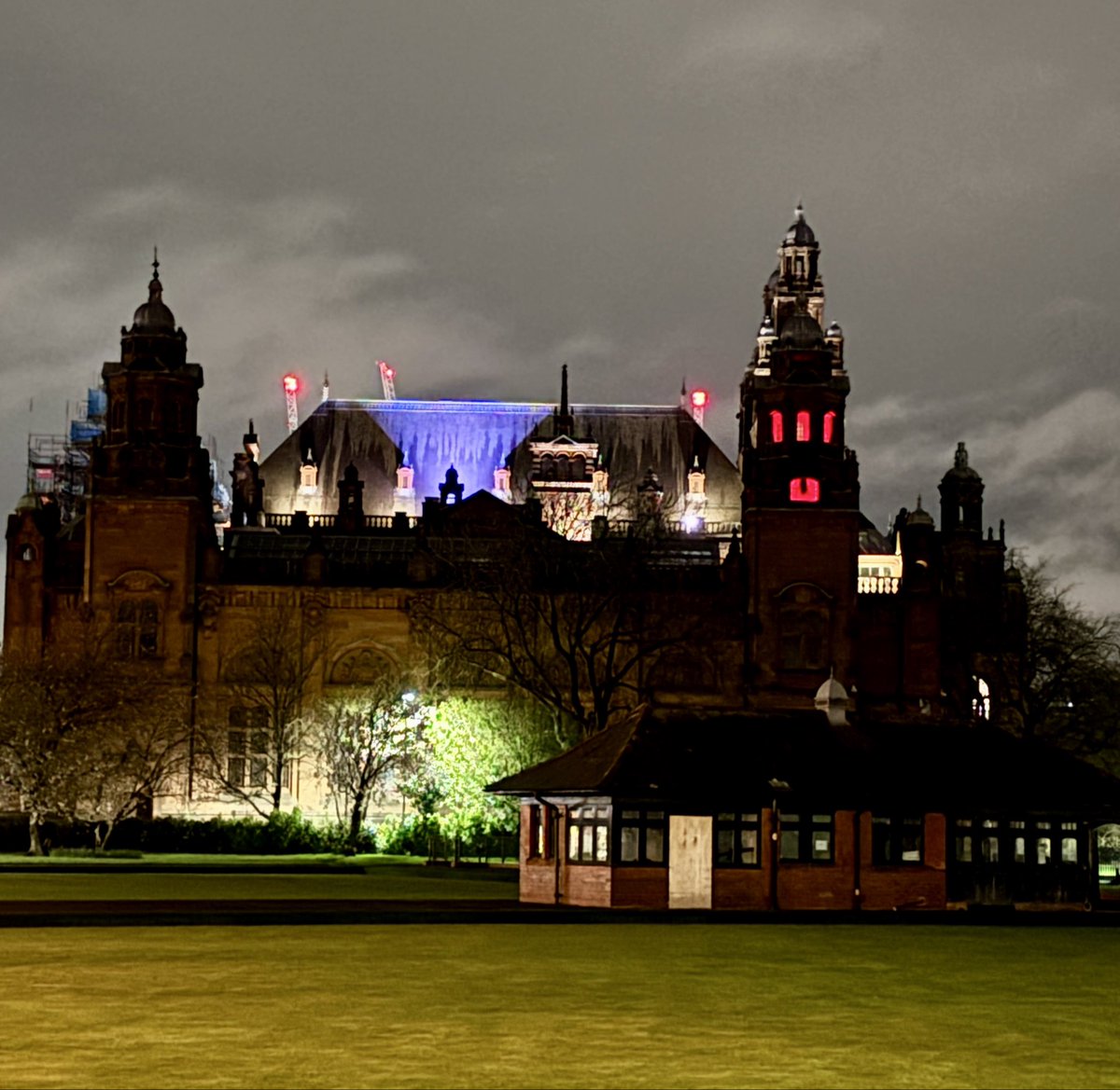 catrionaduggan's tweet image. Wandering home
#Glasgow ✨