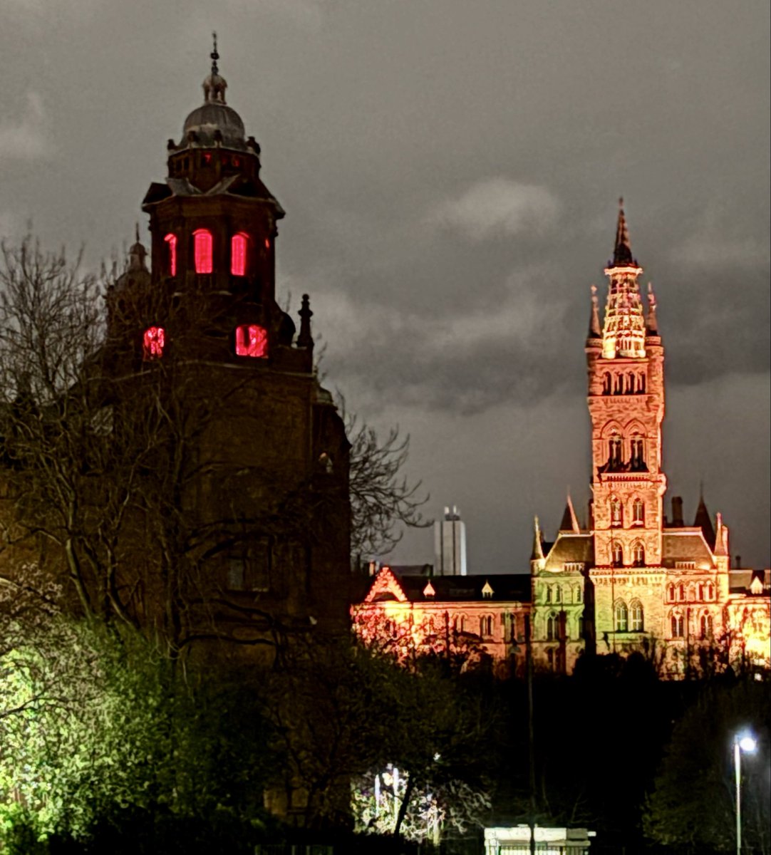 catrionaduggan's tweet image. Wandering home
#Glasgow ✨