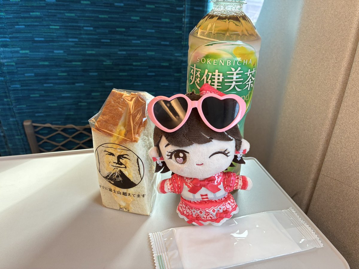 ルーキー♡ tweet media