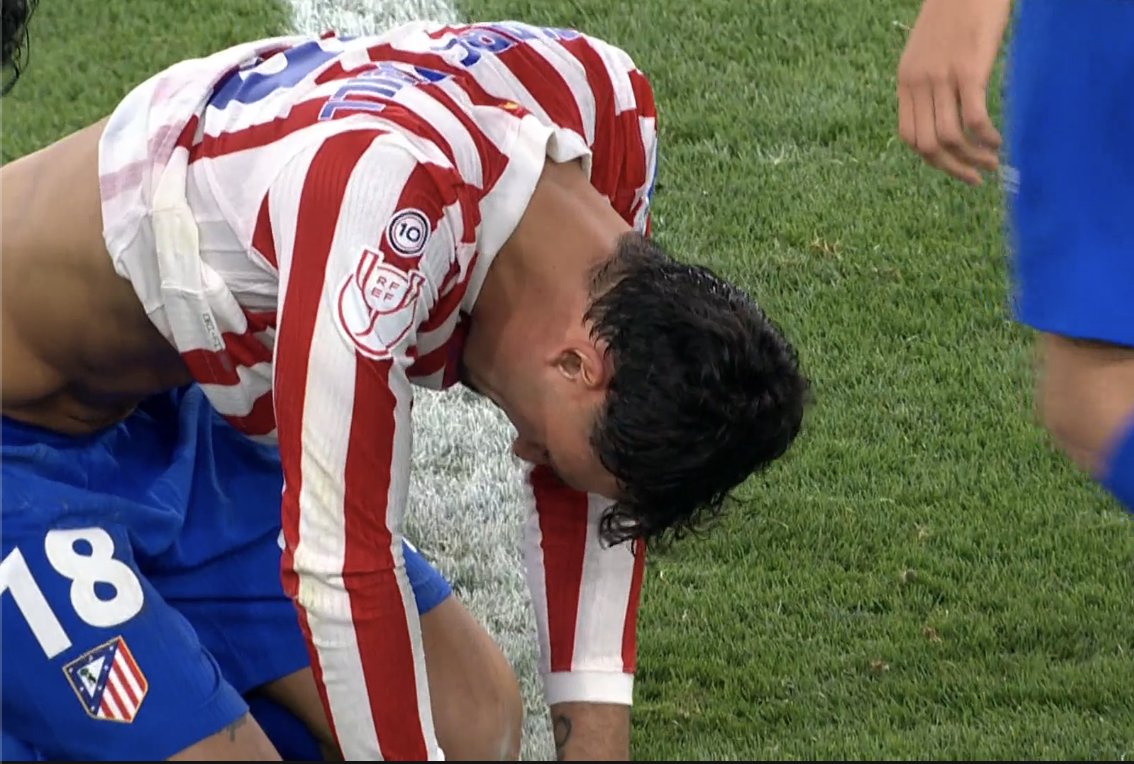 The Touchline | 𝐓 tweet media