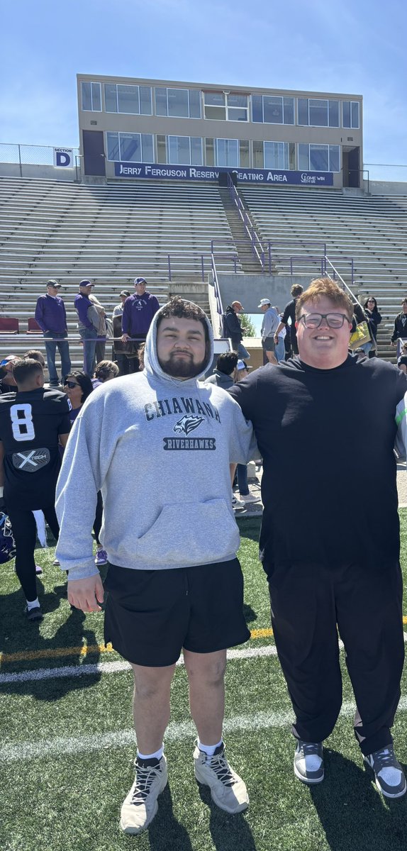 IsaiahD7_7's tweet photo. Thank you @CoachStinar for inviting me to the @YotesFootball junior day/spring game it was truly a amazing experience and getting to see the competition here can’t wait to come back!! https://t.co/yWCi1z0Ion