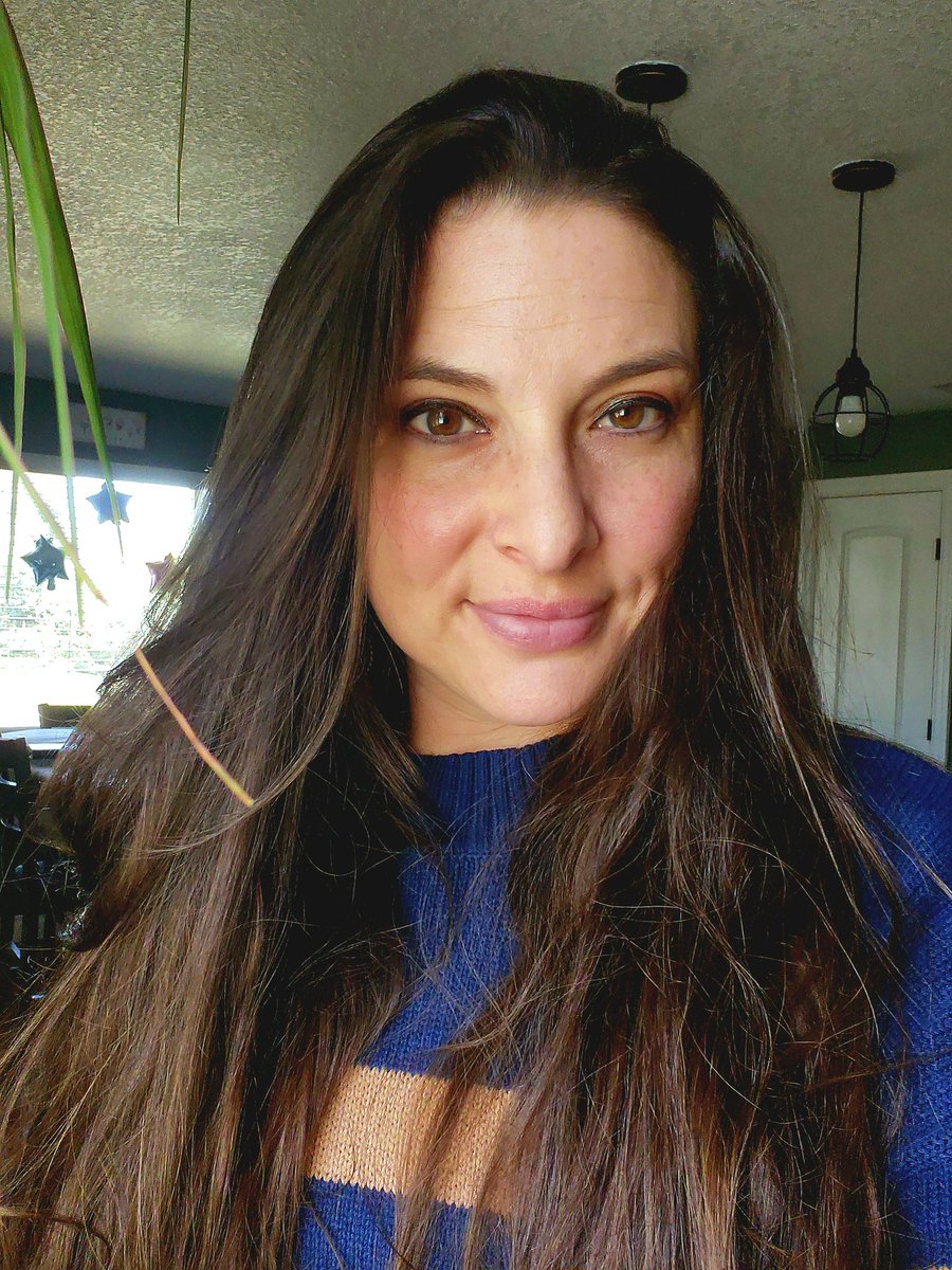 •Mello🌒Yello• tweet media