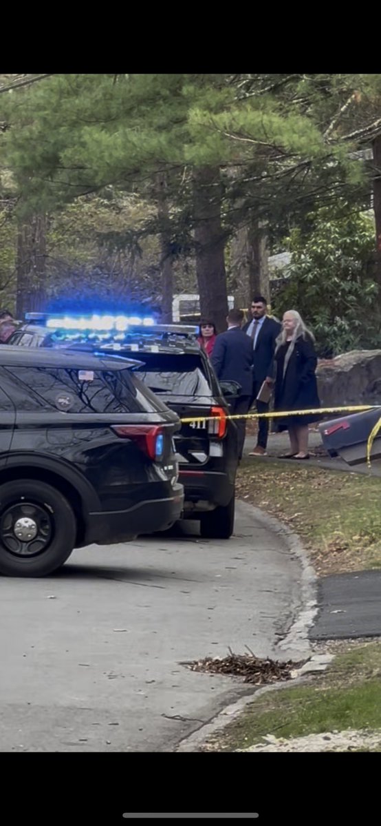 scooperon7's tweet image. Breaking Update: sources say fatal officer involved shooting in Lexington remains under investigation tonight…no officers were injured…The Middlesex County District attorney is leading the investigation #7News